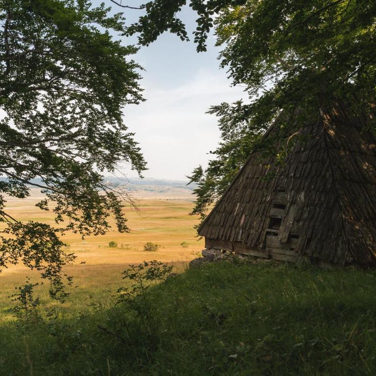 Highlander's House - Three-Bedroom House - 16