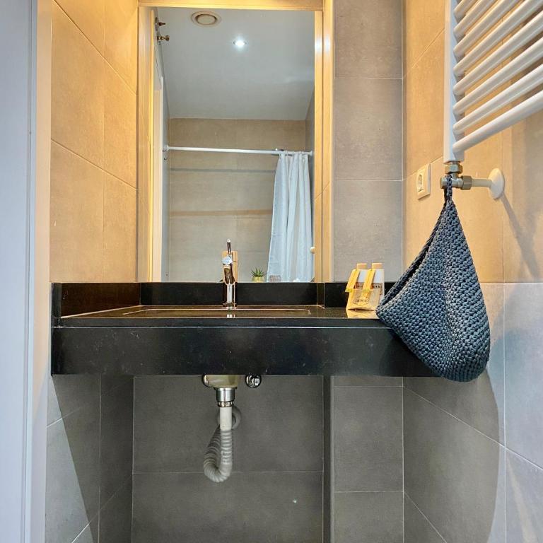 Malasaña Center - Apartamento para 4 en el centro, AC - One-Bedroom Apartment - 13