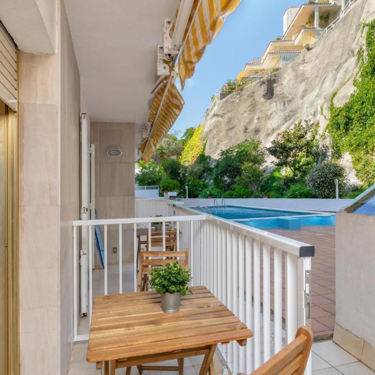 LETS HOLIDAYS Pool apartment near beach 5 - Apartamento de 2 dormitorios - 3