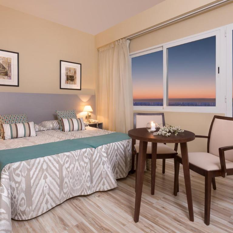 Hotel Izán Cavanna - Habitación Doble Superior - 2 camas - 2