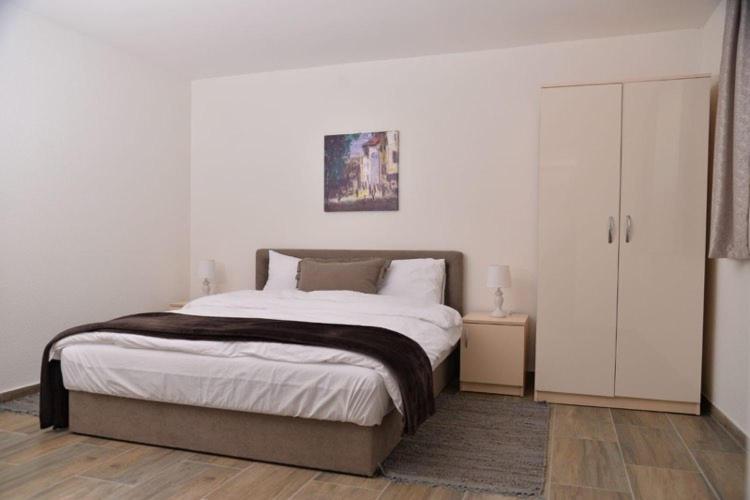 Apartmani Milovanović - One-Bedroom Apartment - 4