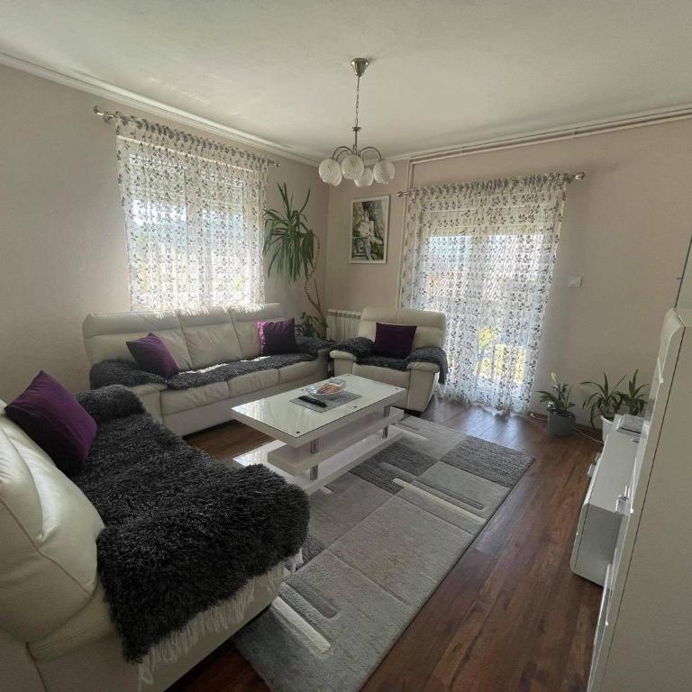 Guest house Paradise Kolašin - Apartman sa 1 Spavaćom Sobom - 2
