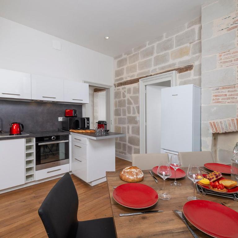 Hyper Centre 16 rue Valdemaine - Appartement Familial 1 Chambre - 8