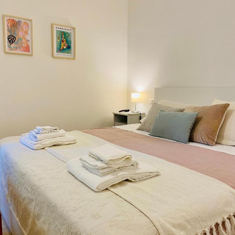 Modern City Apartment - Appartamento con 2 Camere da Letto - 30
