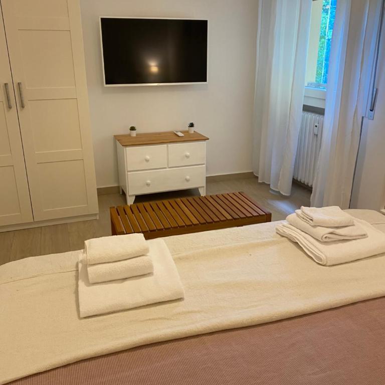 Modern City Apartment - Appartamento con 2 Camere da Letto - 31