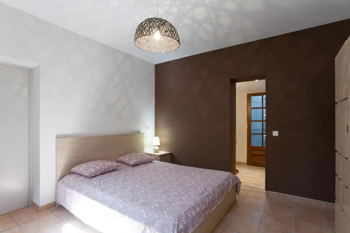 LA LEZARDIERE CHEZ HUGUES - Maison 4 Chambres - 18