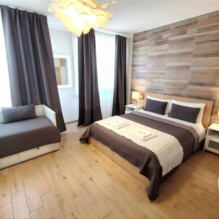 Pisa City Lodge - Double Room with Private Bathroom - 4