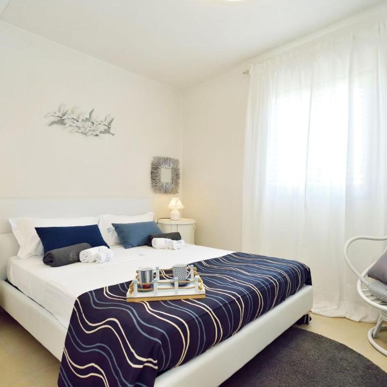 CASA con ACCESSO AL MARE - Apartment - 58