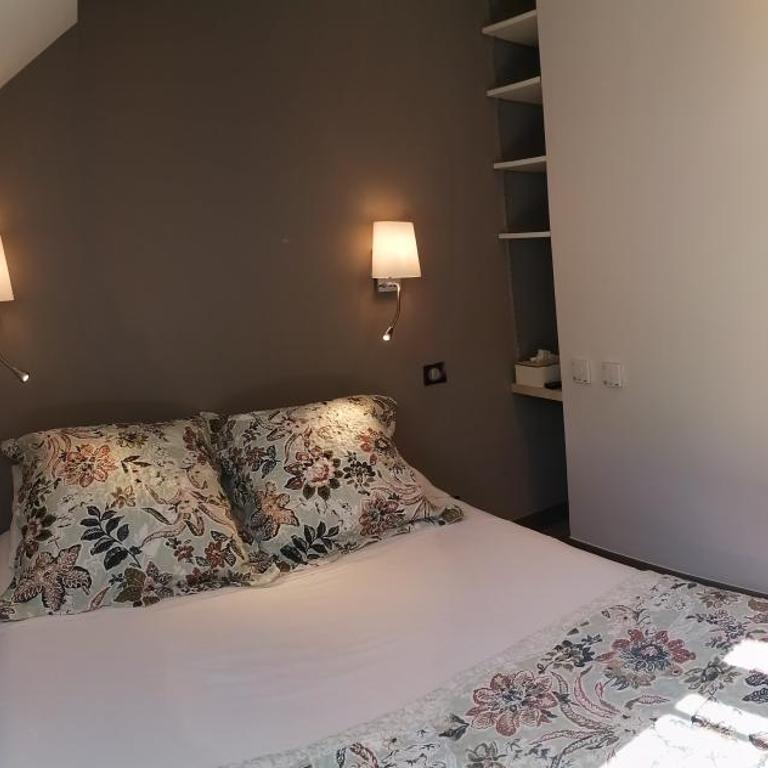 Le Grand Chatelard HÔTEL BAR RESTAURANT - Chambre Double avec Salle de Bains Privative - 1