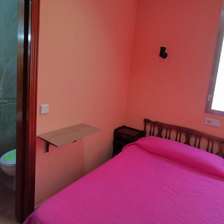 Casa de Huespedes La Asturiana - Habitación Doble con baño privado - 4