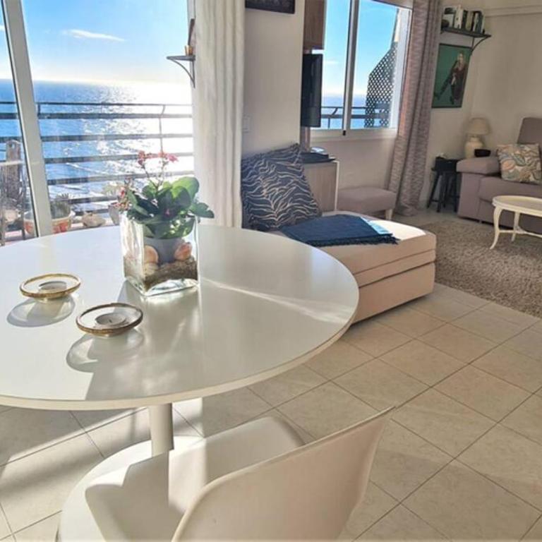 APARTAMENTO LUJOSO y MODERNO VISTAS PANORAMICAS AL MAR - Apartamento de 1 dormitorio - 46
