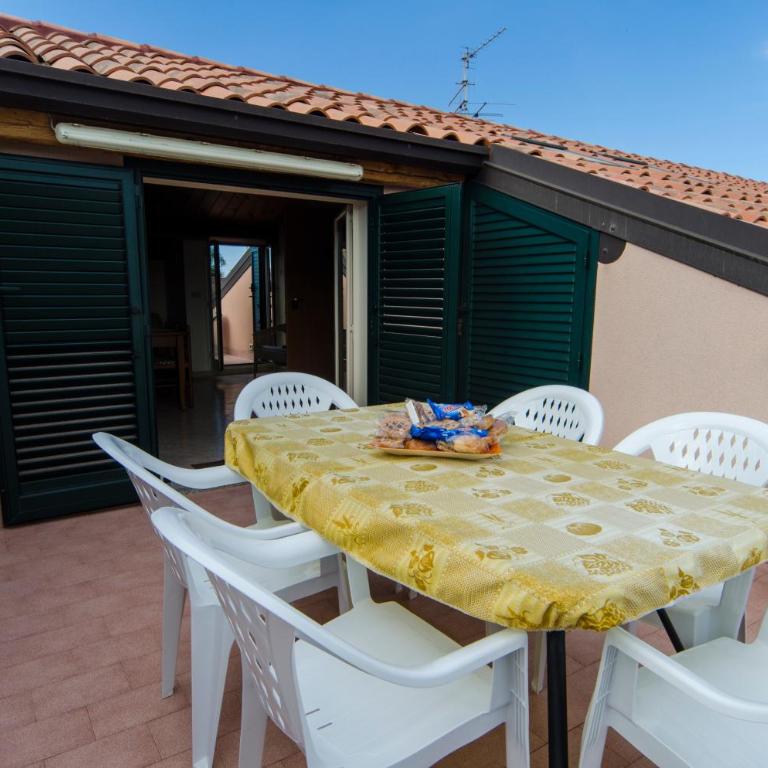 Casa Vacanza AcquaMarina - Appartamento con 2 Camere da Letto e con Vista Montagna - 11