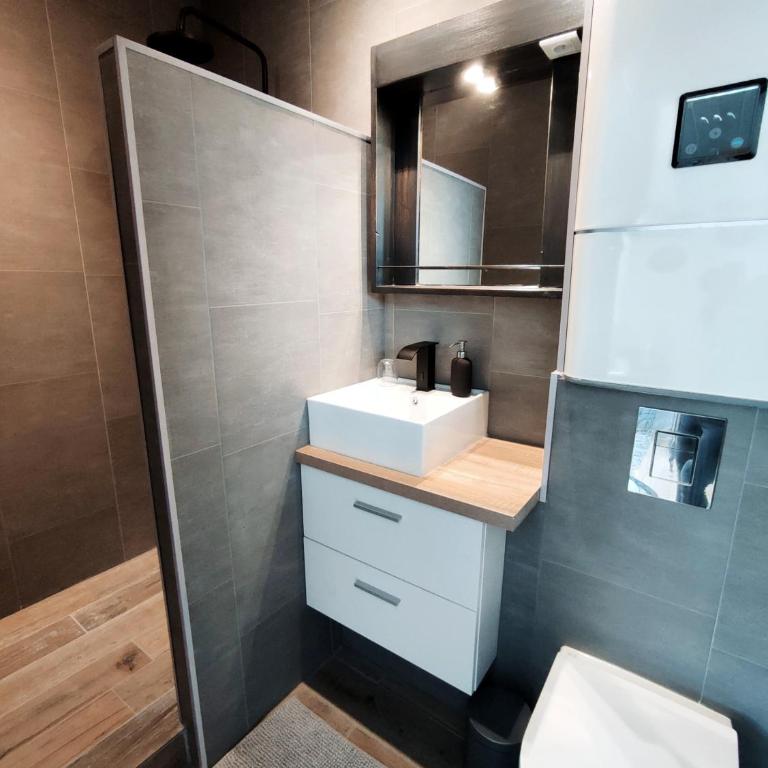 Appartement Lila - Studio avec douche et cuisine - 8