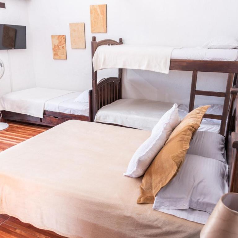 La Serrana Hostal Spa - Suite Familiar con balcón - 3