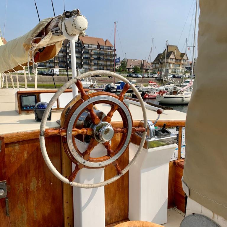 Port Deauville Yacht vintage - Bateau - 7