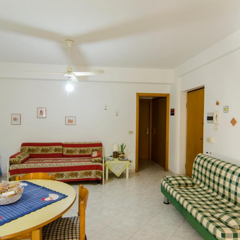 Casa Vacanza AcquaMarina - Appartamento con 1 Camera da Letto e Vista Giardino - 1