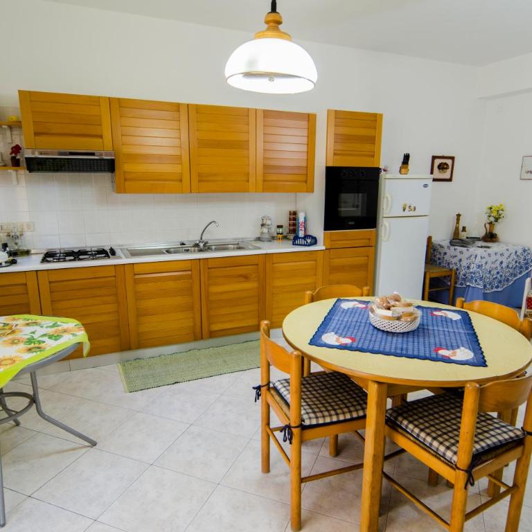 Casa Vacanza AcquaMarina - Appartamento con 1 Camera da Letto e Vista Giardino - 3
