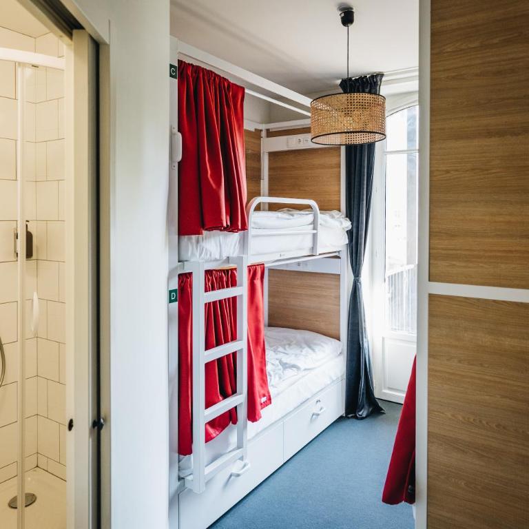 Les Chouettes Hostel - Lit dans Dortoir pour Femmes de 4 Lits - 2