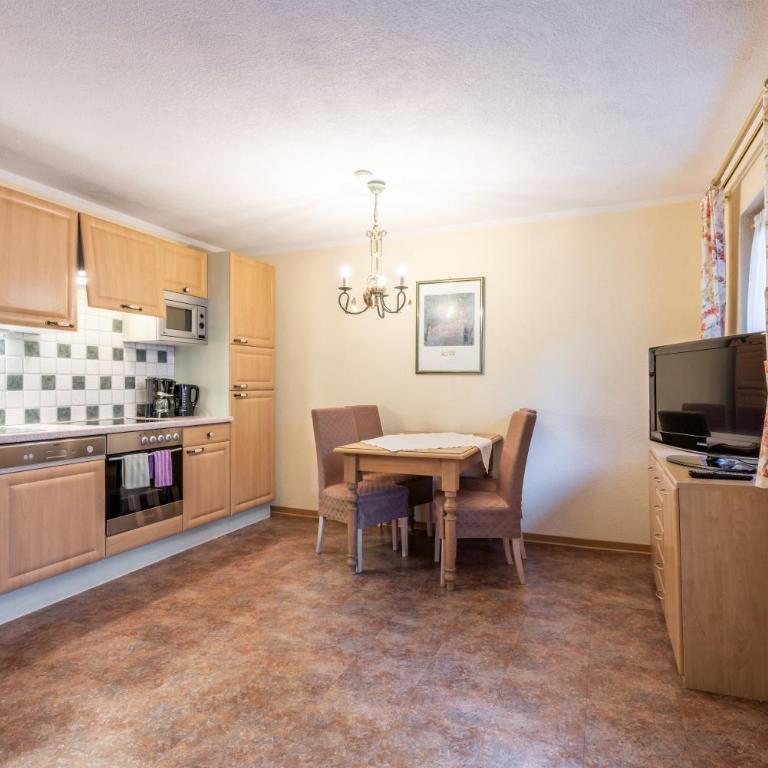 Appartements Mair - Apartment mit 1 Schlafzimmer und Balkon - 3