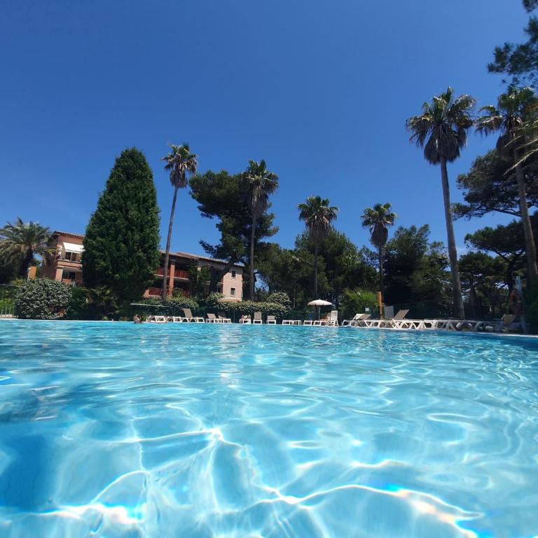 Appartement en résidence privée, coté mer avec accès direct plage - Apartment mit 1 Schlafzimmer - 3