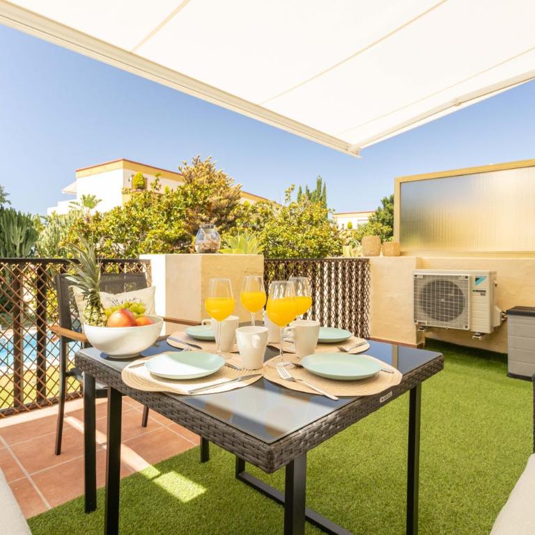 OleHolidays 316 Romana Playa primera linea playa - Apartamento de 1 dormitorio - 2