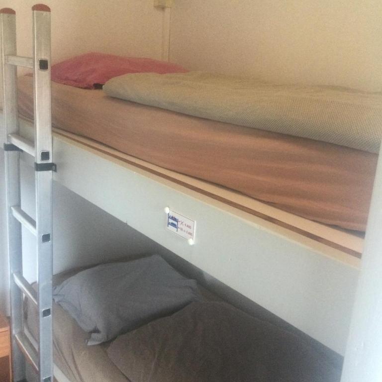 AUBERGE RIVA BELLA - Einzelbett im gemischten Schlafsaal - 4