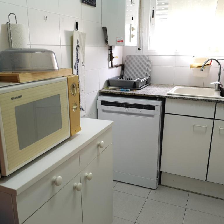 LLOGUER30 Apartamento Lotus, piscina y parquing - Apartamento de 2 dormitorios - 45
