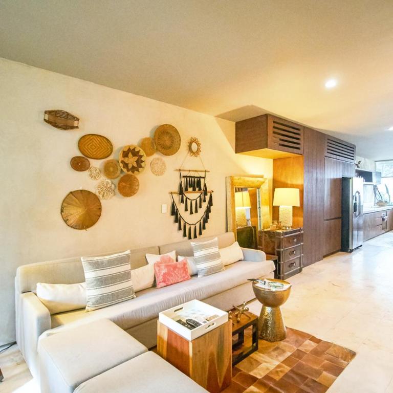 Eco-chic Design Condos Wrapped in Nature's Elements by Stella Rentals - Apartamento Ático - 2