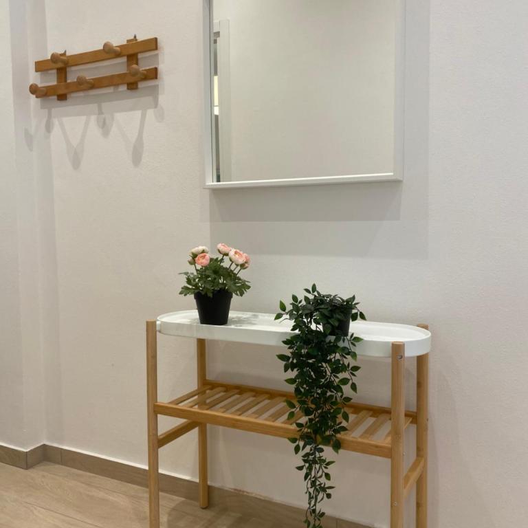 Modern City Apartment - Appartamento con 2 Camere da Letto - 35