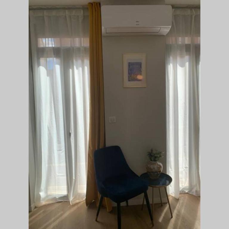 APPARTEMENT DE CHARME EN CENTRE VILLE - Appartement 1 Chambre - 9