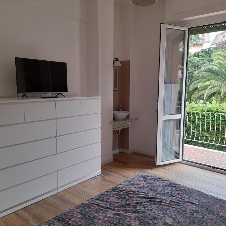 La Casa di Gaia - Two-Bedroom Apartment - 32