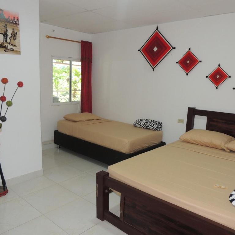 Hostal Alto de la Montaña - Habitación Triple con baño privado - 3