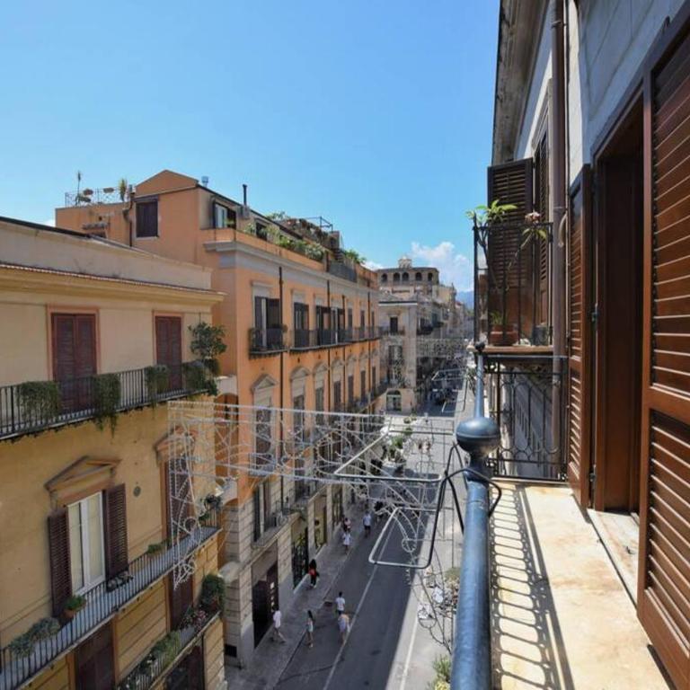 iFlat Casa Tesò con terrazza sui tetti - Appartamento con 2 Camere da Letto - 8