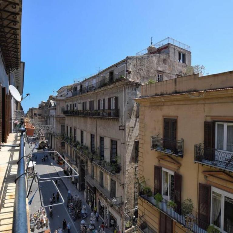iFlat Casa Tesò con terrazza sui tetti - Appartamento con 2 Camere da Letto - 10