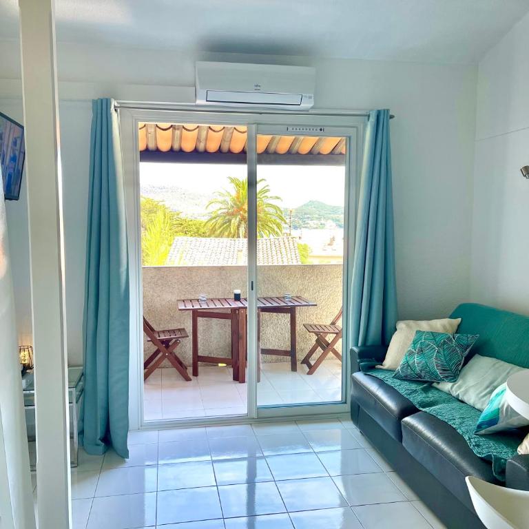 Magnifique studio vue mer à 5 minutes de la plage - Appartement - 5
