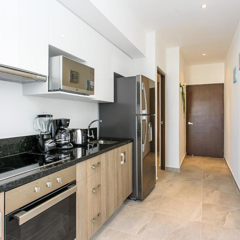 Stunning Marea with Stellar Oceanview Rooftop Pool! - Apartment with Balcony - 20