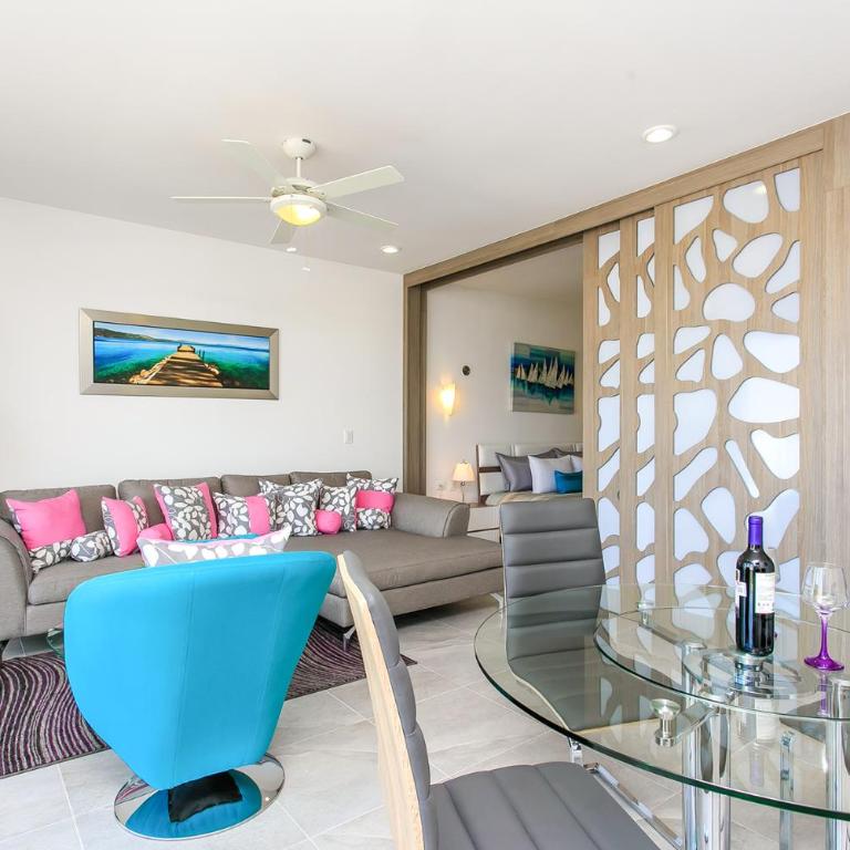 Stunning Marea with Stellar Oceanview Rooftop Pool! - Apartment with Balcony - 11