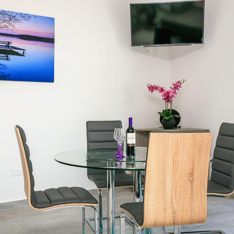 Stunning Marea with Stellar Oceanview Rooftop Pool! - Apartment with Balcony - 19