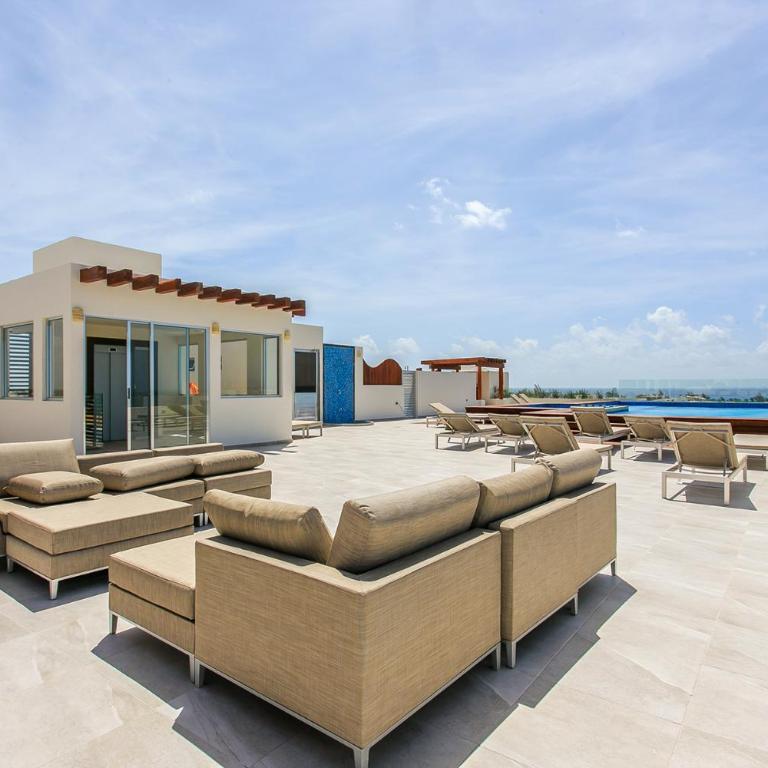 Stunning Marea with Stellar Oceanview Rooftop Pool! - Apartment with Balcony - 24