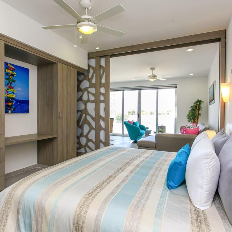 Stunning Marea with Stellar Oceanview Rooftop Pool! - Apartment with Balcony - 17