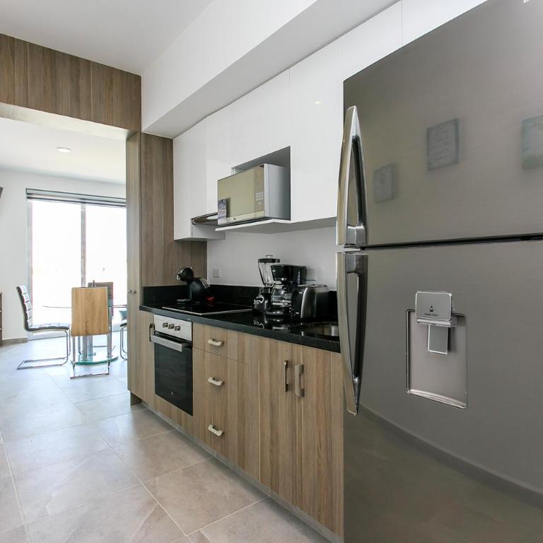Stunning Marea with Stellar Oceanview Rooftop Pool! - Apartment with Balcony - 9