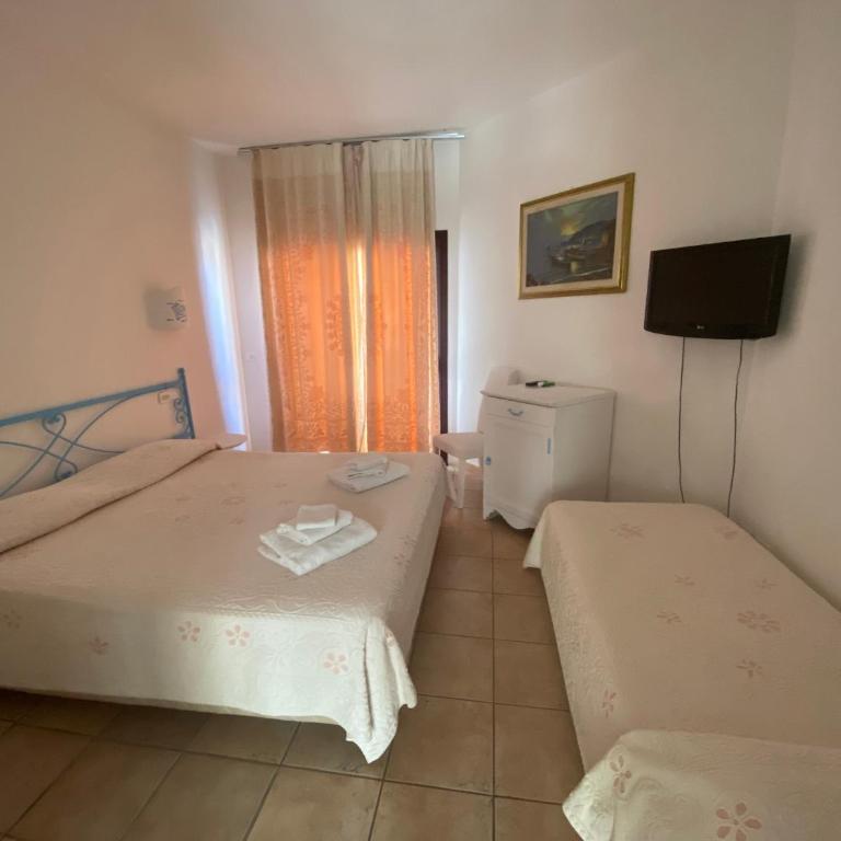 Palau City Hotel - Camera Tripla - 4