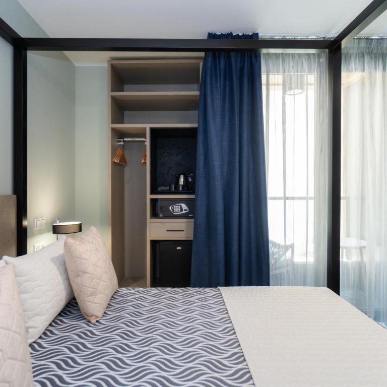 Hotel Perla del Sur - Habitación Doble con balcón - 9