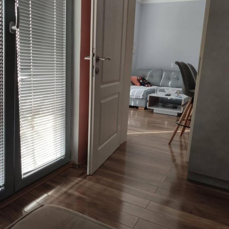 Apartment Anika - One-Bedroom Apartment - 8