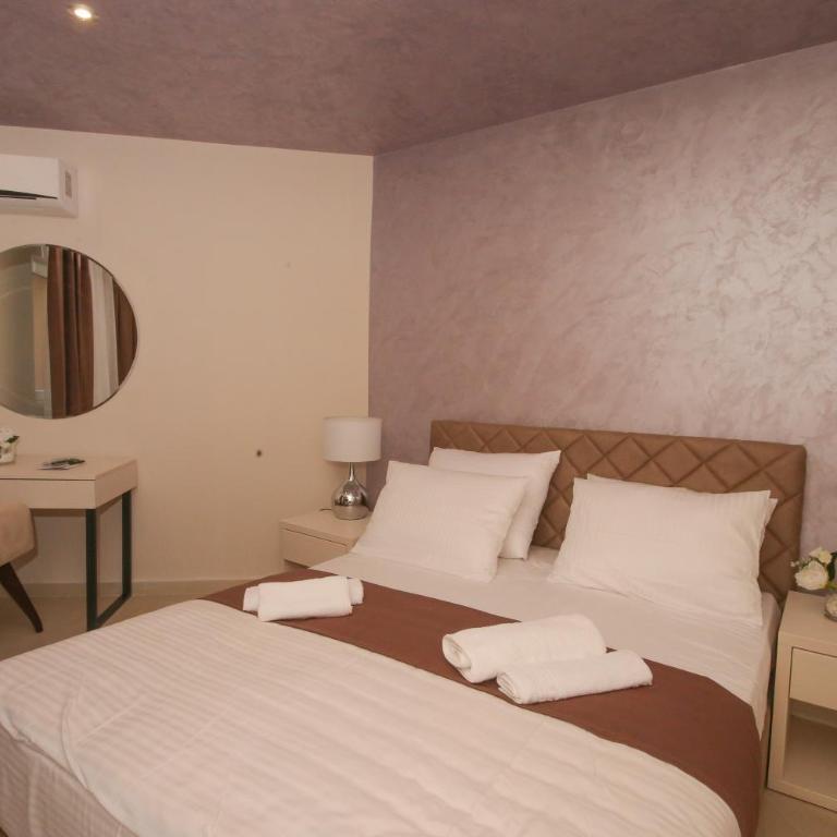 Bajadera Lux - Deluks Dvokrevetna Soba sa Bračnim Krevetom - 1