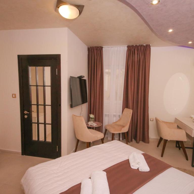 Bajadera Lux - Deluks Dvokrevetna Soba sa Bračnim Krevetom - 2