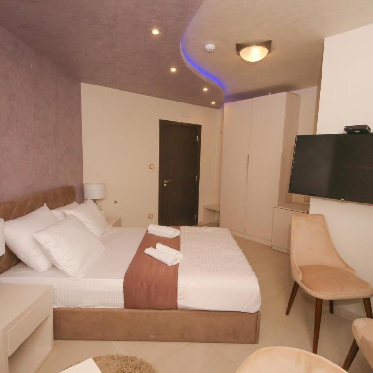 Bajadera Lux - Deluks Dvokrevetna Soba sa Bračnim Krevetom - 3