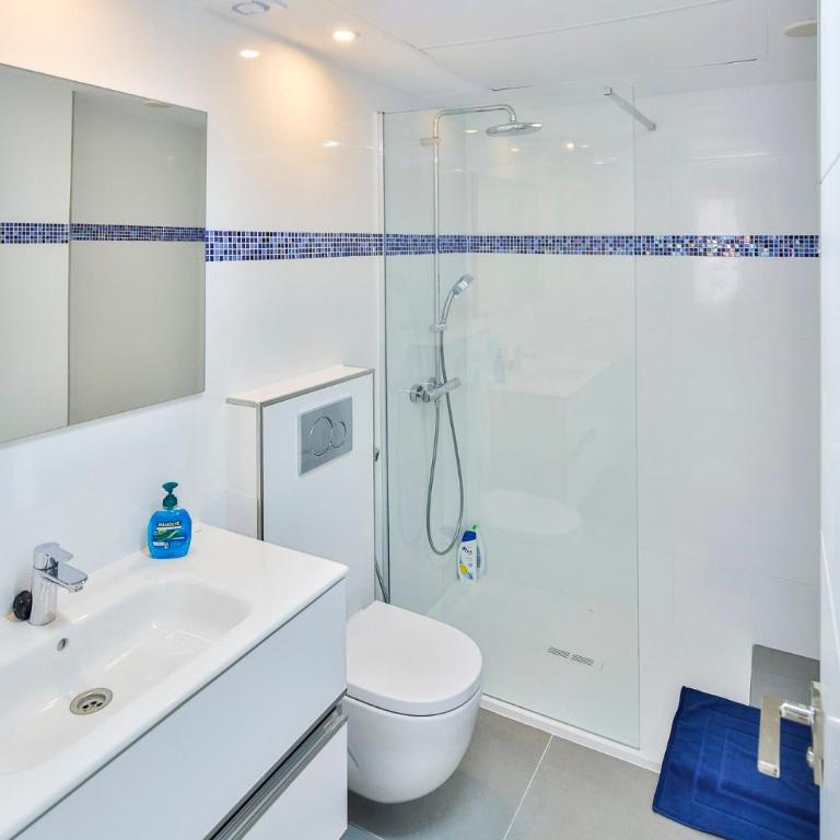 Puerto Banus Frontline 5 Beds Spectacular Apartment - Apartamento - 24