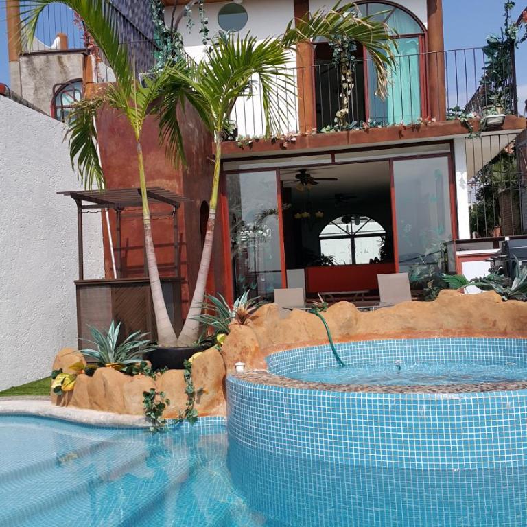 CASA PRIVADA CON ALBERCA VOLADA - Casa de 4 dormitorios - 26