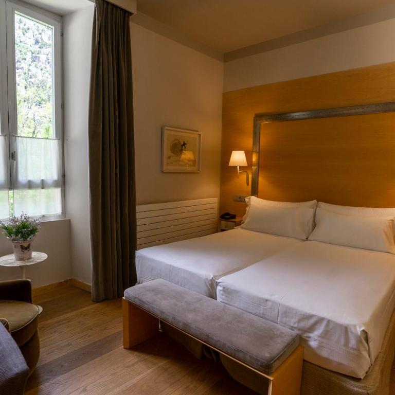 Gran Hotel – Balneario de Panticosa - Habitación Doble - 1 o 2 camas - 3
